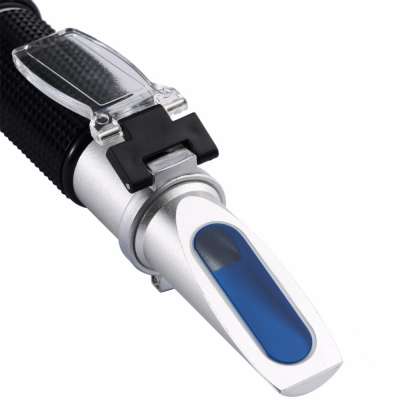 Portable Hand Built-in UVD 0-20% Milk Fat Testing Refractometer